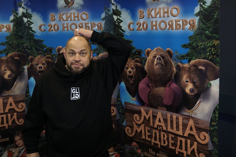 Роман Постовалов