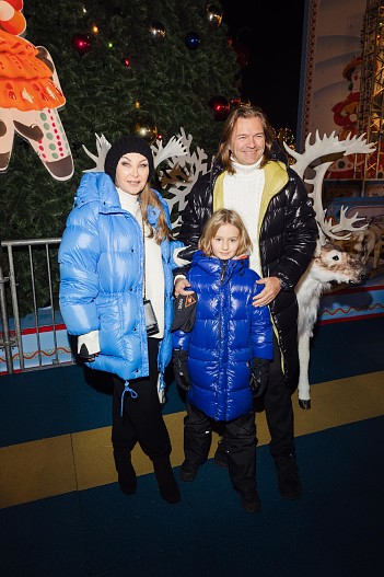 Елена и Дмитрий Маликовы с сыном