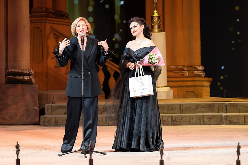 Алена Диянова, лауреат в номинации Гость