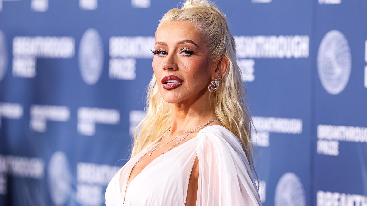 Кристина Агилера рассказала о выступлении на вершине Эйфелевой башни