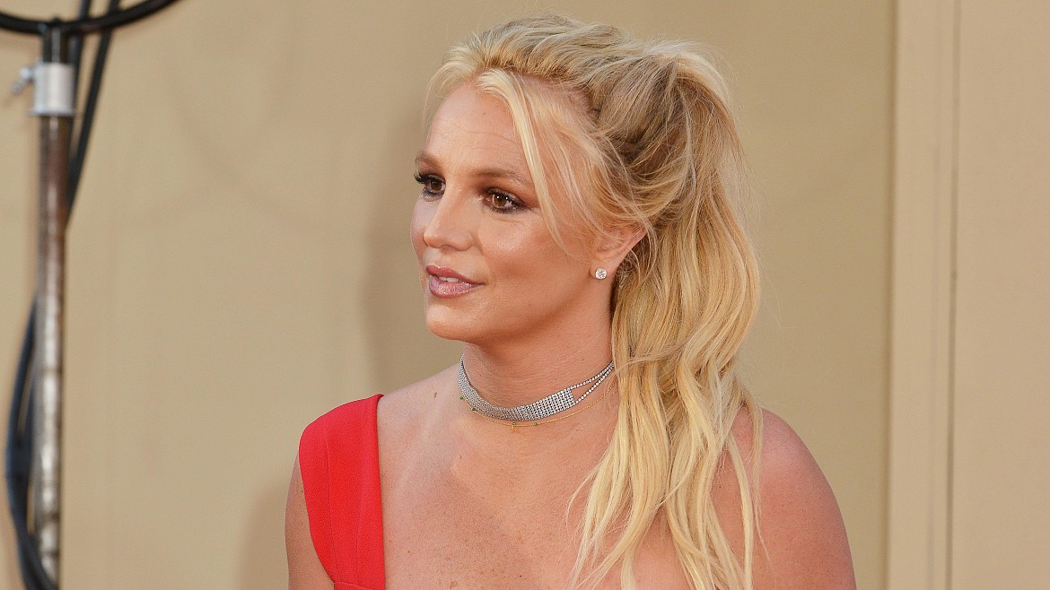 Бритни Спирс получила травму во время съёмок видео