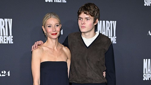 Сын Гвинет Пэлтроу дебютировал на красной дорожке