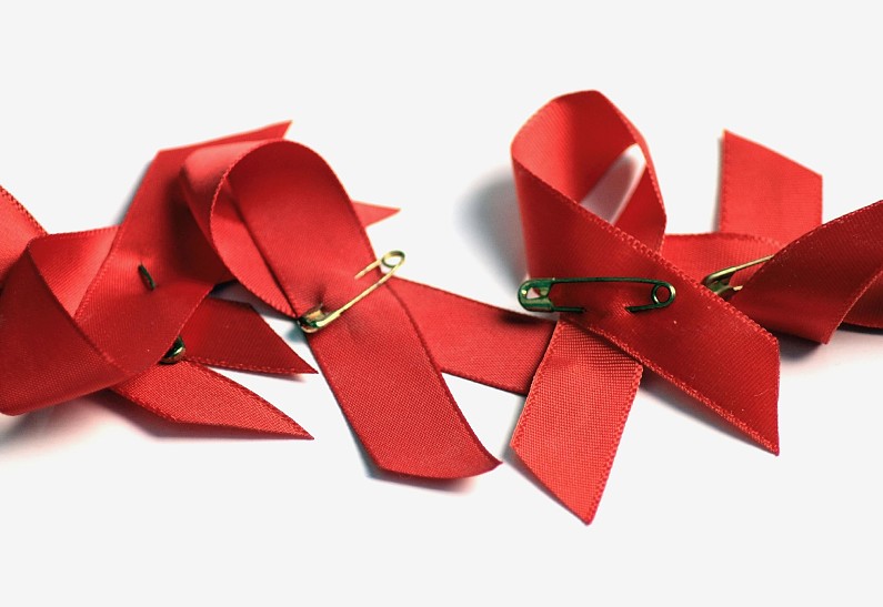 «Белые стены»: благотворительная организация «Пора помогать» запускает свою первую акцию помощи детям с ВИЧ