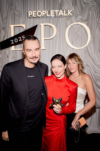 Жора Крыжовников, Марина Александрова, Ольга Долматовская