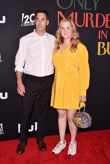 Эми Шумер с мужем