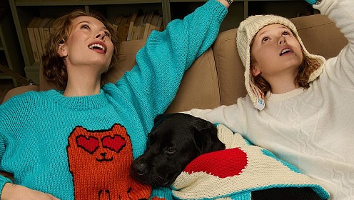 VK Store создал коллекцию одежды ручной работы совместно с «Мурмуризмом»