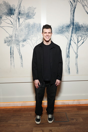 Гриша Верник