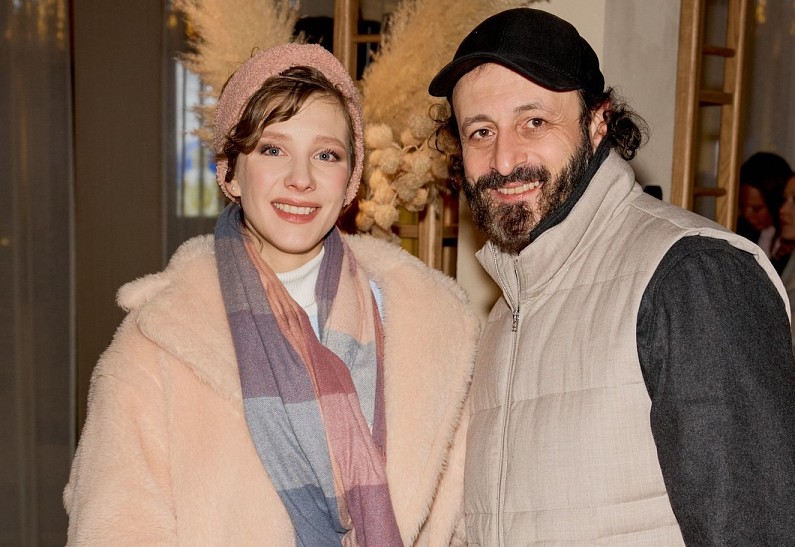 Илья Авербух и Лиза Арзамасова, Люся Чеботина, Анна Седокова, Влад Соколовский и другие гости открытия катка «Лужники»