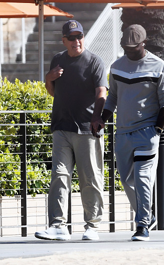 Брюс Уиллис