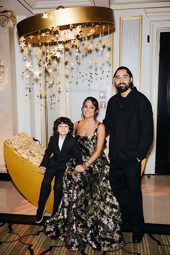 Мот и Мария Мельникова с сыном Соломоном