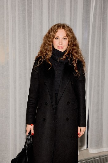 Моника Абнер