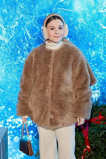 Елена Дудина