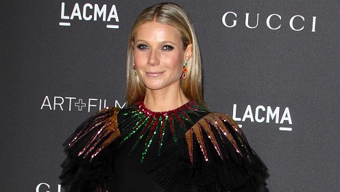 Гвинет Пэлтроу призналась, что муж мешает ей праздновать Рождество