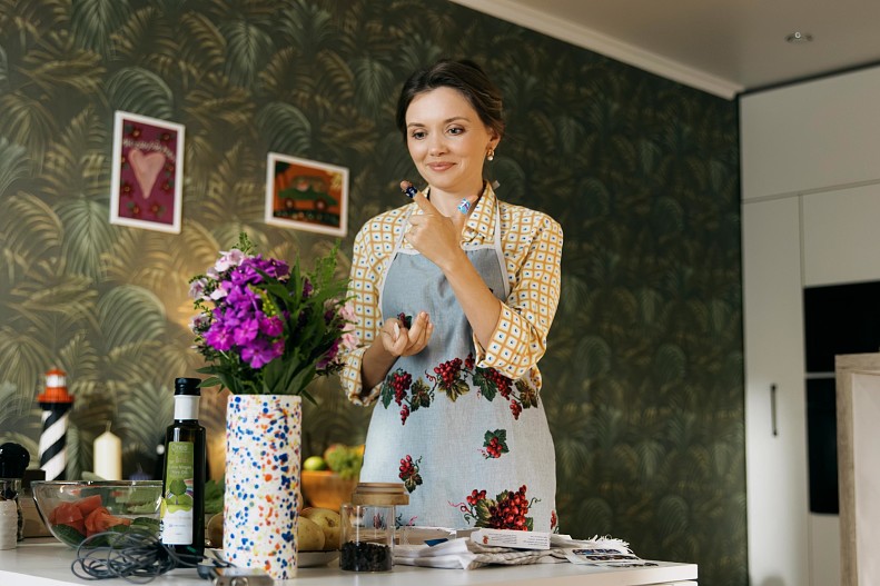 Ольга Кузьмина в сериале «Люба Управдом»