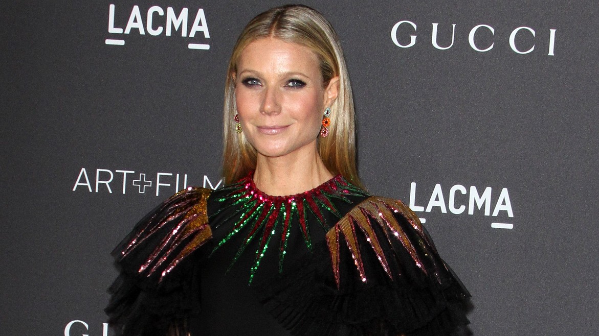 Гвинет Пэлтроу призналась, что муж мешает ей праздновать Рождество