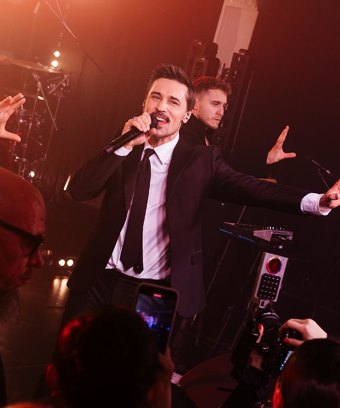 DIMA BILAN CELEBRATION: Яна Рудковская, Филипп Киркоров, Полина Гагарина и другие звезды поздравили Диму Билана с днем рождения