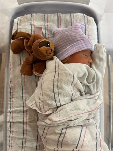 Ребенок Энрике Иглесиаса и Анны Курниковой.