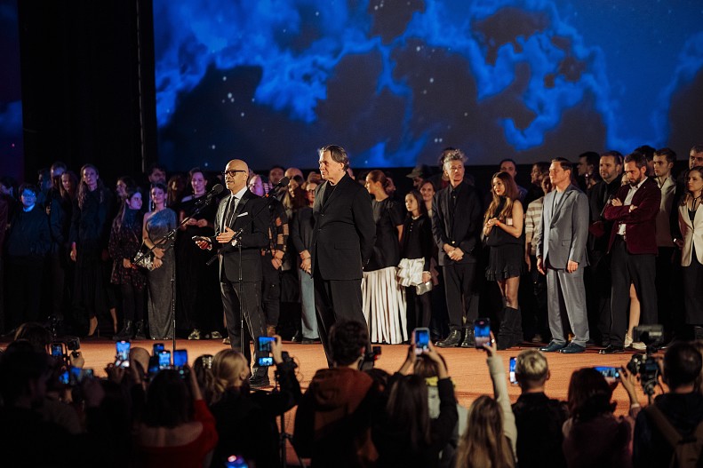 Федор Бондарчук, Константин Эрнст и команда фильма