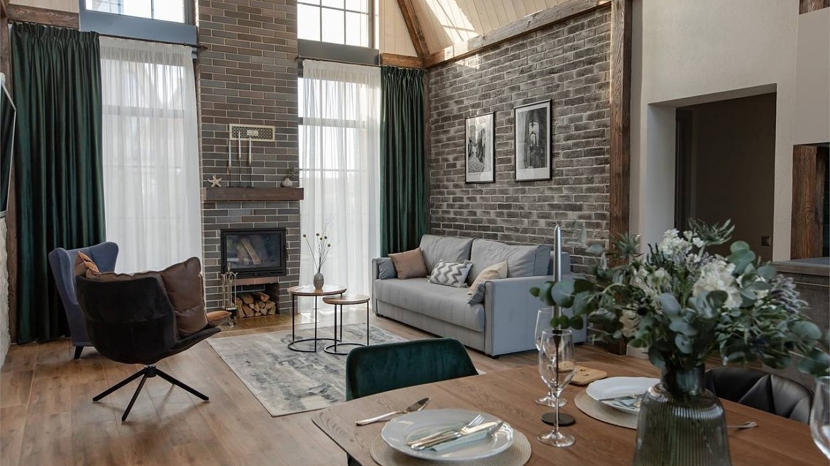 Новогоднее волшебство в европейском стиле: камерный отдых в арт-парке «Гармонд»