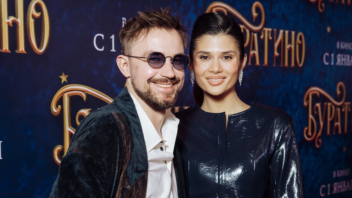 Александр Петров, Юра Борисов, Федор Бондарчук, Виктория Исакова, Светлана Немоляева на премьере картины «Буратино»