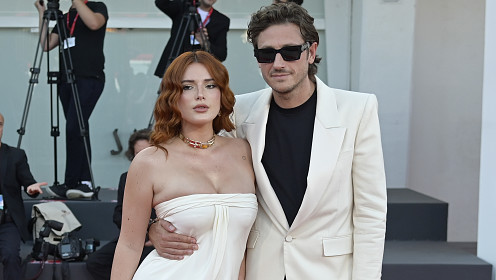 Белла Торн рассказал, почему она и ее жених так и не назначили дату свадьбы