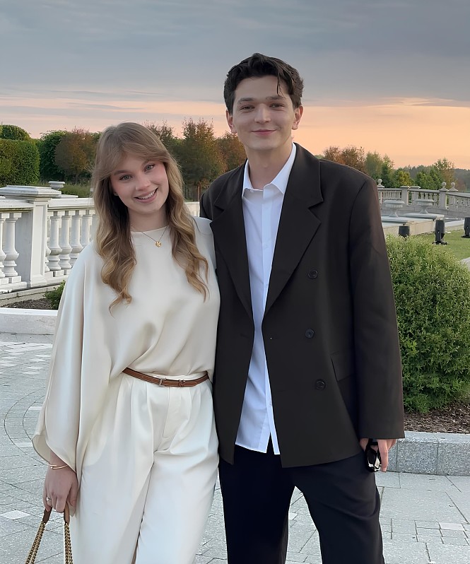 Akmal и его избранница узаконили отношения