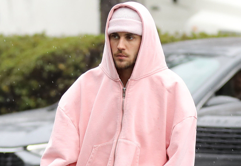 Джастин Бибер поделился редкими фото своего годовалого сына