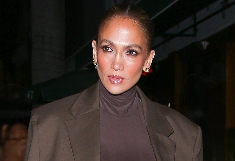 Дом Дженнифер Лопес в Нью-Йорке находится на грани разрушения