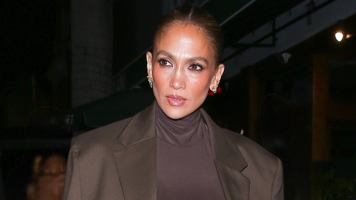 Дом Дженнифер Лопес в Нью-Йорке находится на грани разрушения