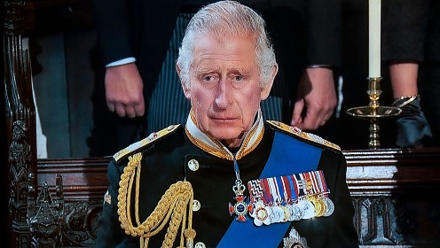 Карл III отчаянно хочет увидеть своих внуков Арчи и Лилибет