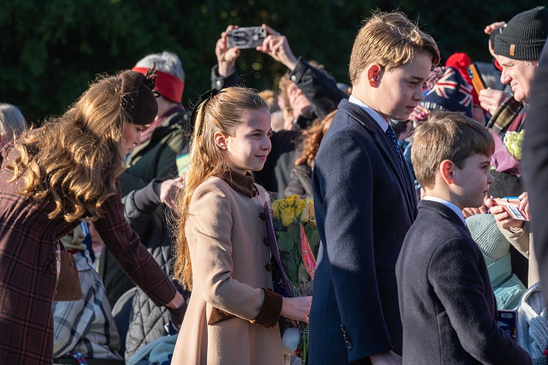 Кейт Миддлтон с детьми