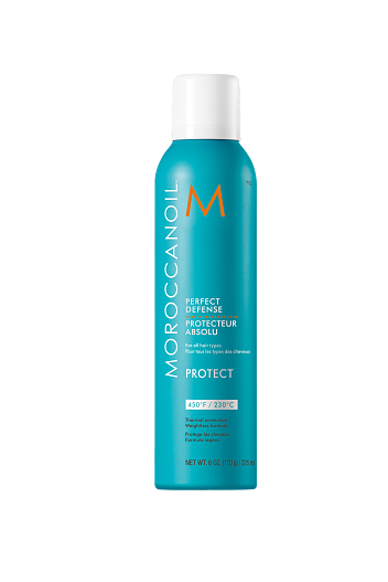 Спрей для термозащиты Moroccanoil Perfect Defense.