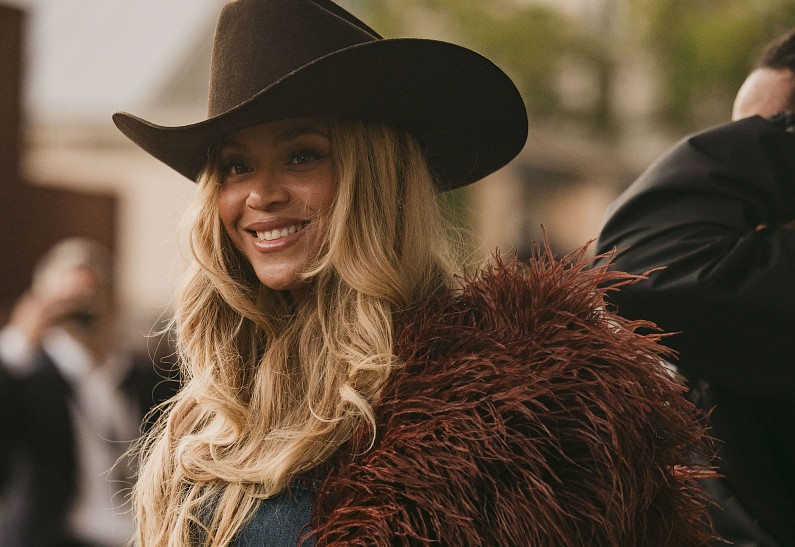 Бейонсе достигла статуса миллиардерши