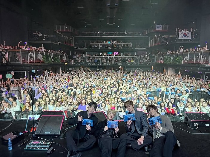 W24 на концерте в Москве