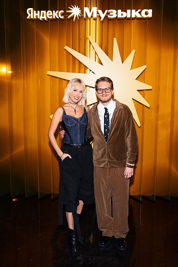 Клава Кока, Константин Сидорков