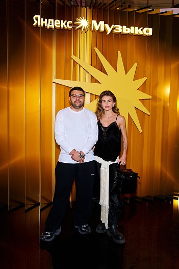 NAVAI и Анастасия Миронова