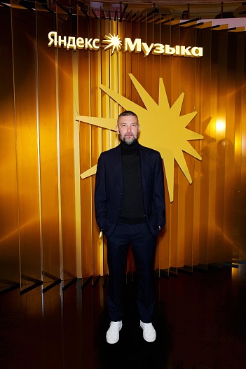 Владимир Кристовский (Uma2rman)