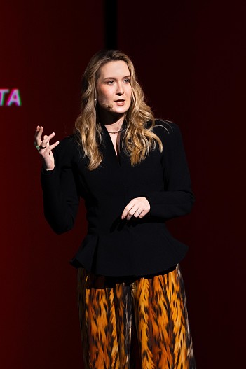 Александра Сагалович