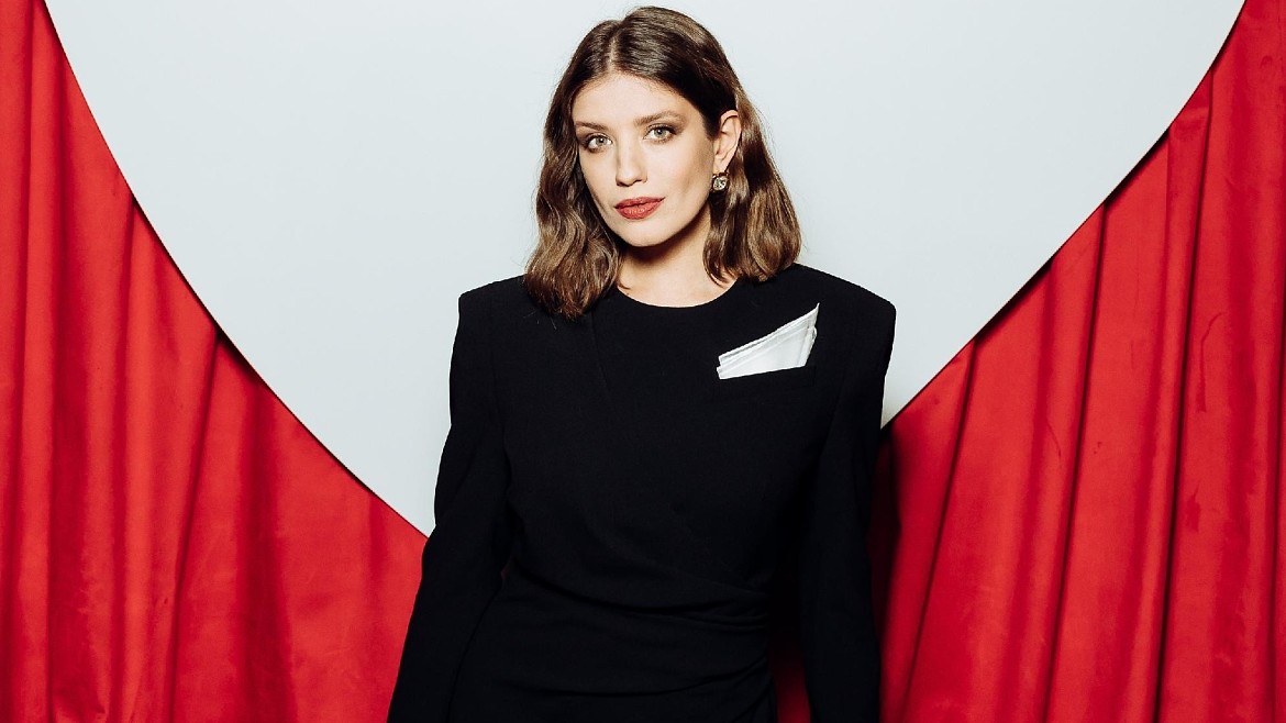 Фонд «Обнажённые сердца» отметил 20-летие в России: Аня Чиповская, Ксения Собчак, Яна Рудковская, Павел Табаков и другие гости