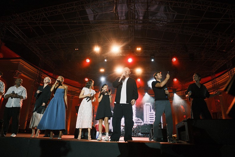 Киноконцерт «Ёлки для взрослых»