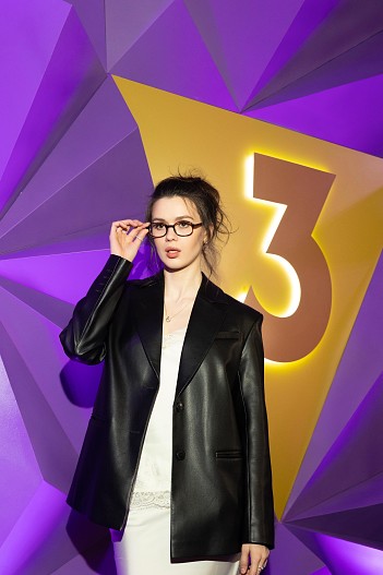 Анна Богомолова