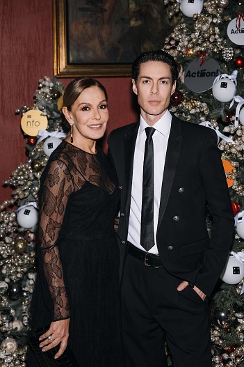 Сати Спивакова, Марк Тишман