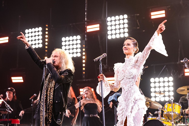 Александр Иванов и Юля Паршута