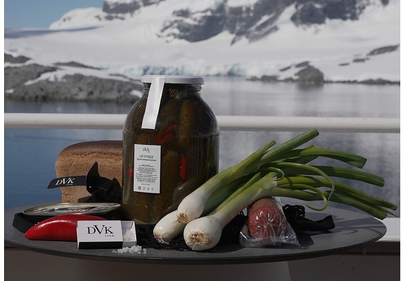 Чем порадовать мужчину 23 февраля? Вкусный подарок для настоящих гурманов