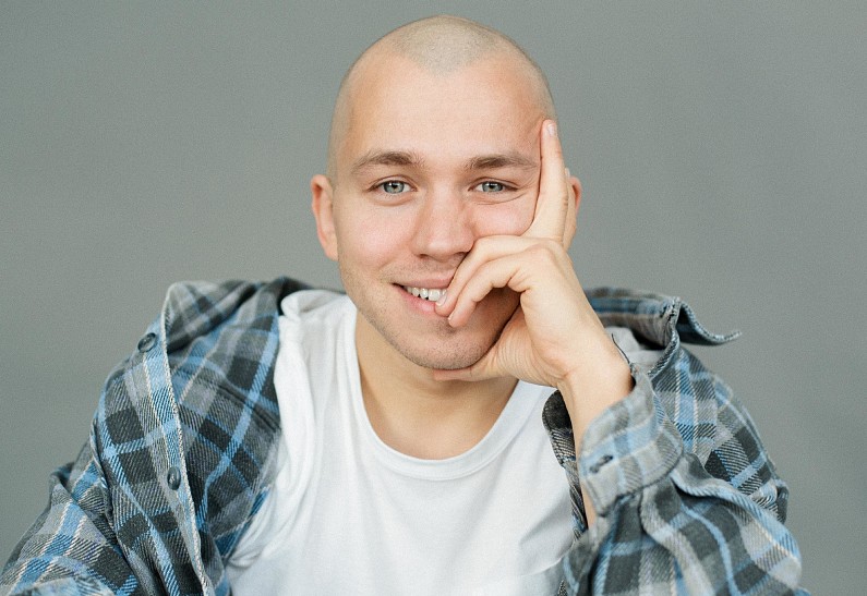 Сергей Романович: «Много шутили во время съемок, а в перерывах между дублями врубали музыку на полную громкость»