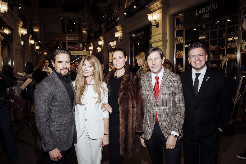 Артём Акимов, Ольга Андрикопулос, Юлия Акимова, Андрей Фомин, Константин Андрикопулос