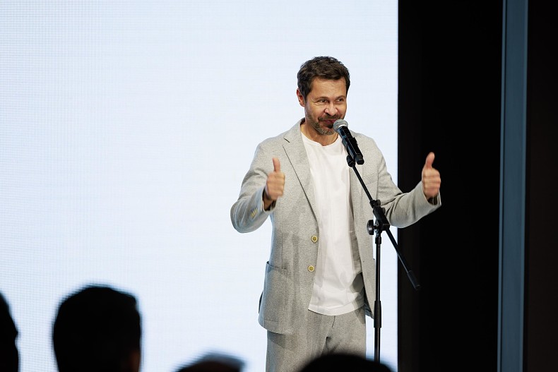 Павел Деревянко