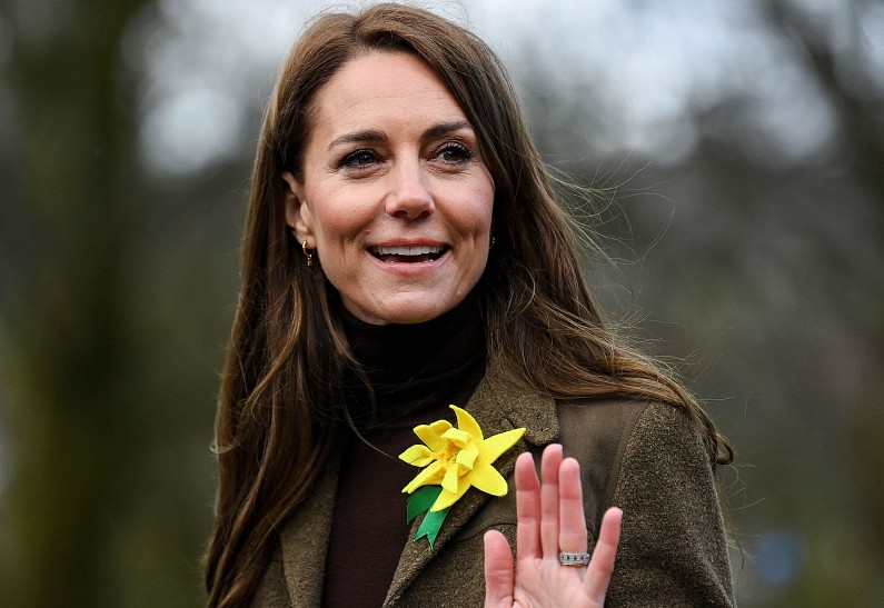 Кейт Миддлтон появилась на публике в винтажном образе и произвела фурор