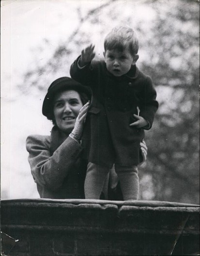 Маленький принц Чарльз