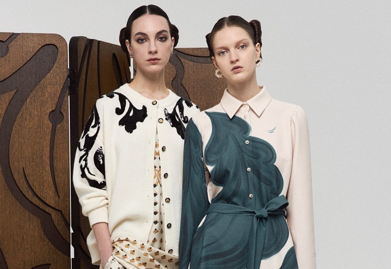 Бренд «Хохлома х Алена Ахмадуллина» представил коллекцию Spring-Summer  2025